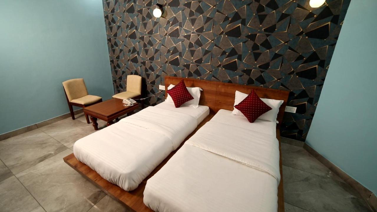 Raja Ji Hotels & Restaurant Jind エクステリア 写真