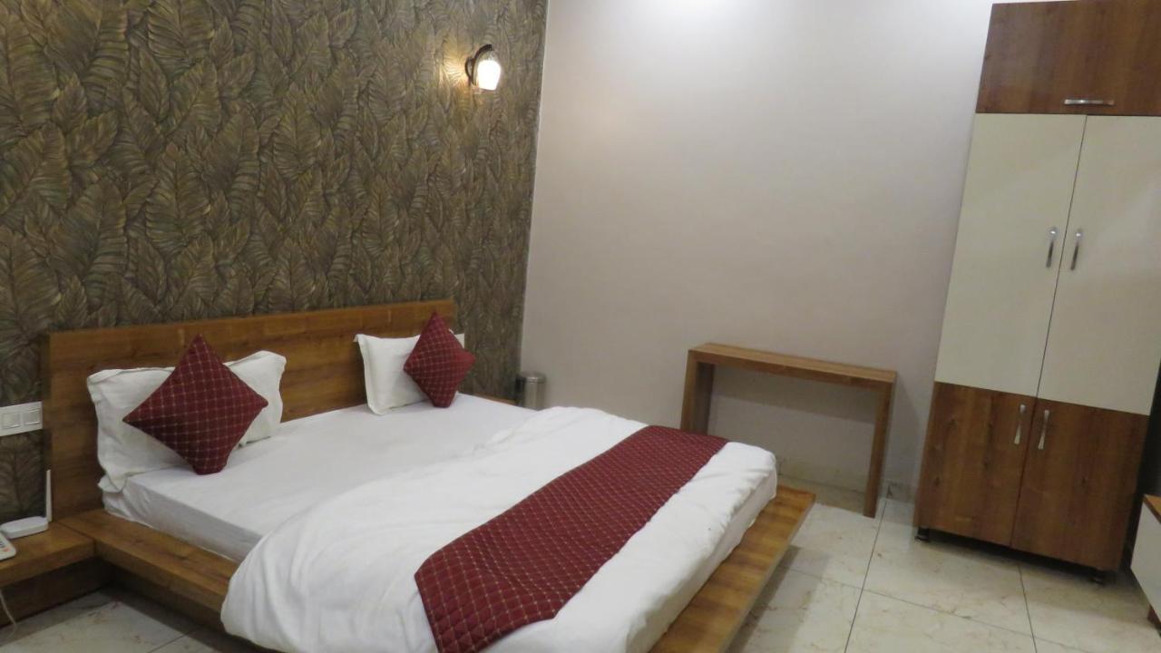 Raja Ji Hotels & Restaurant Jind エクステリア 写真